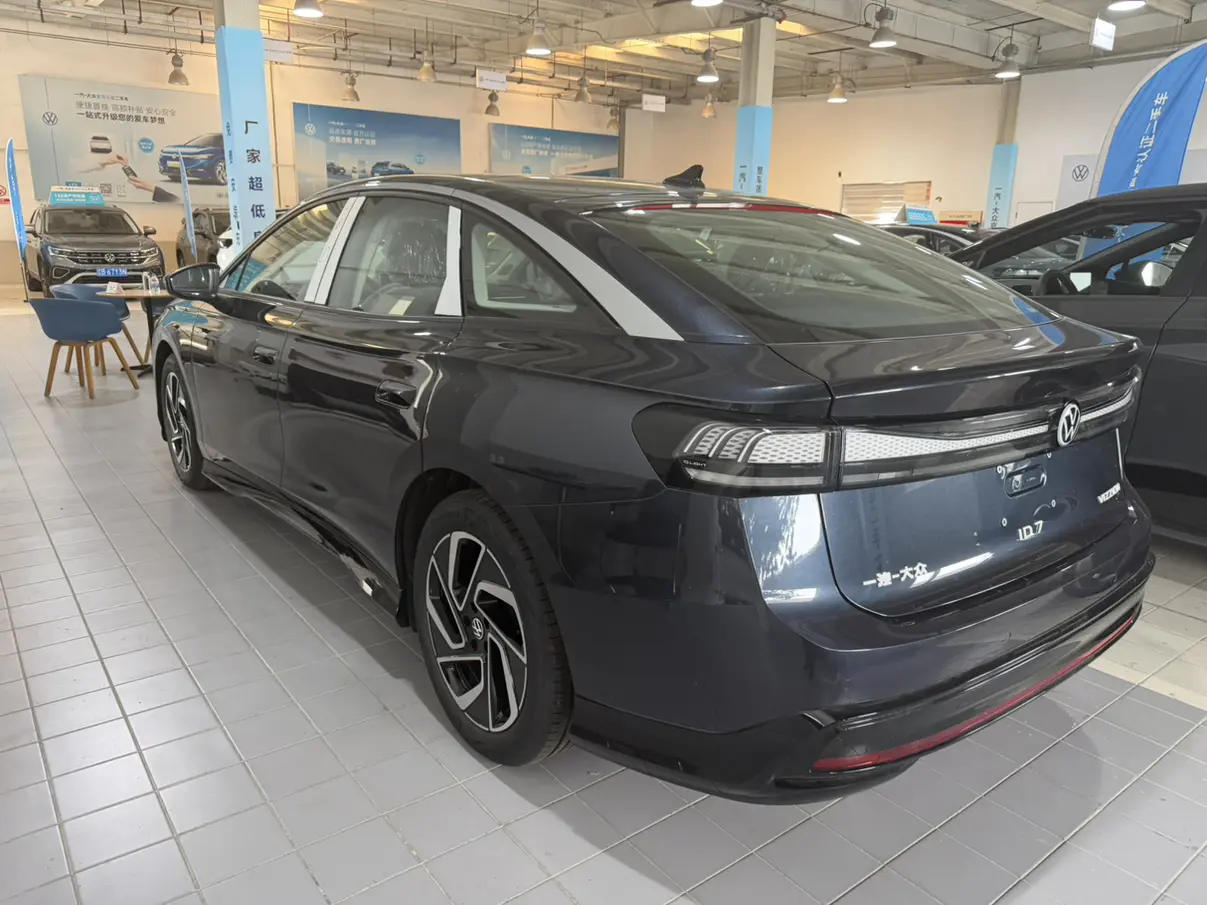 Volkswagen ID.7 VIZZION