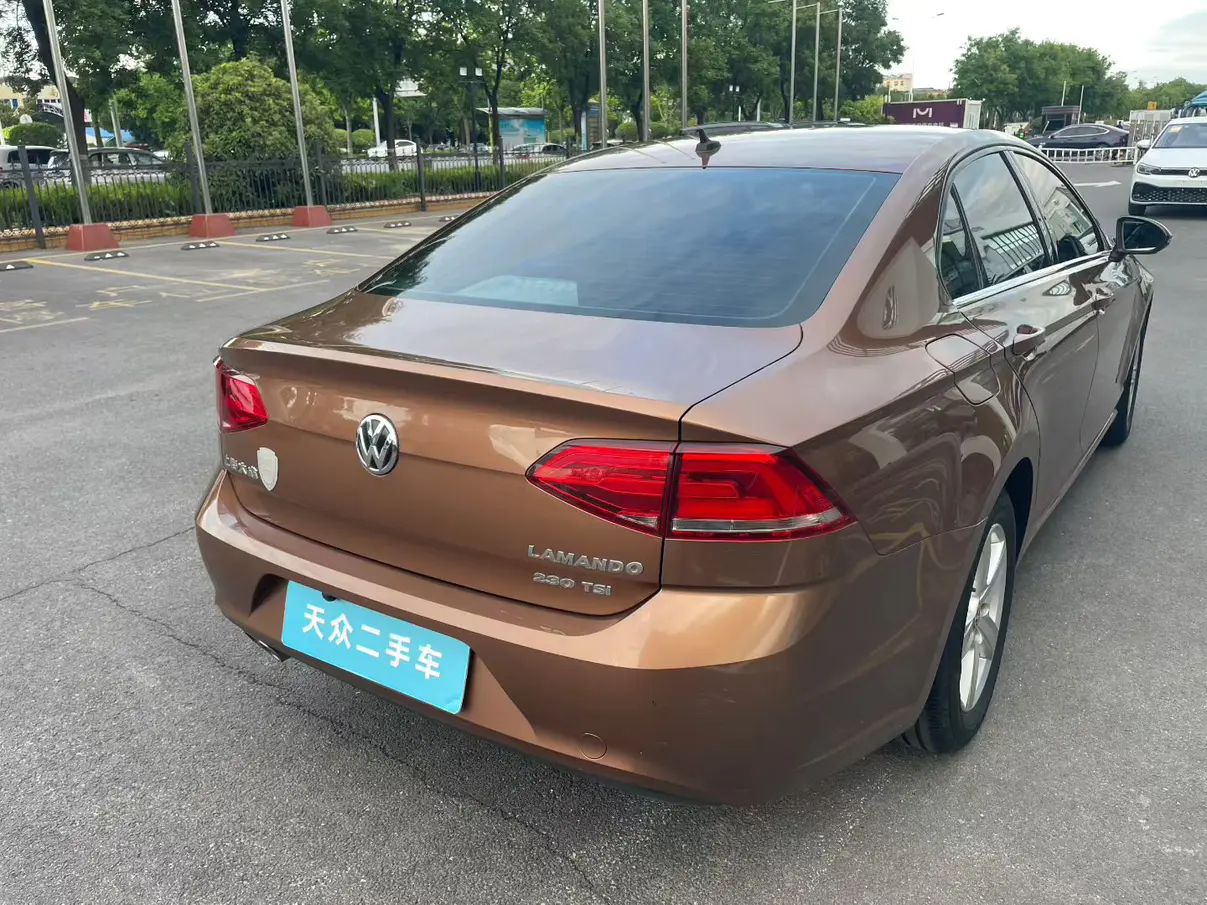 Volkswagen Lamando
