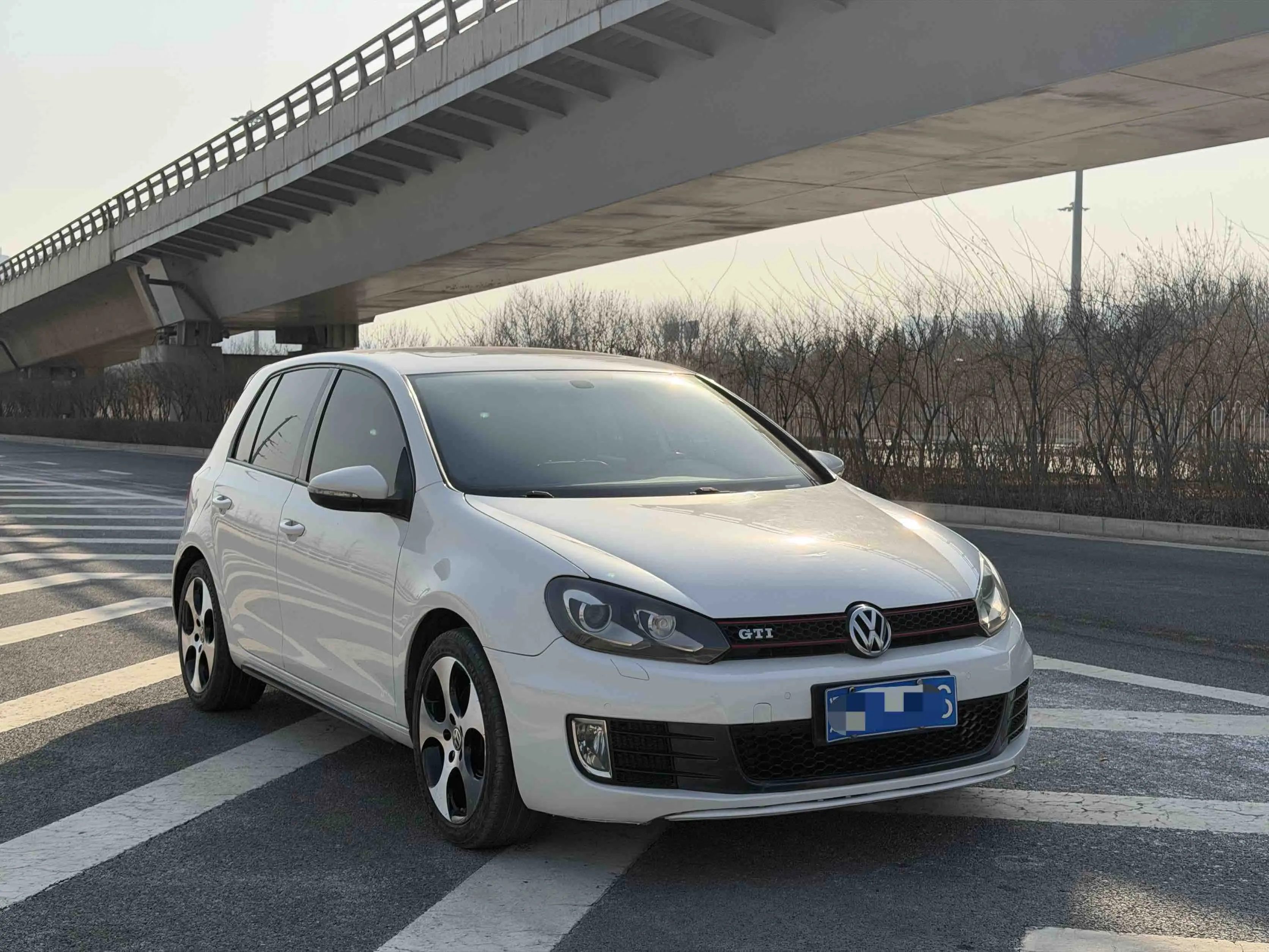 Volkswagen Golf GTI