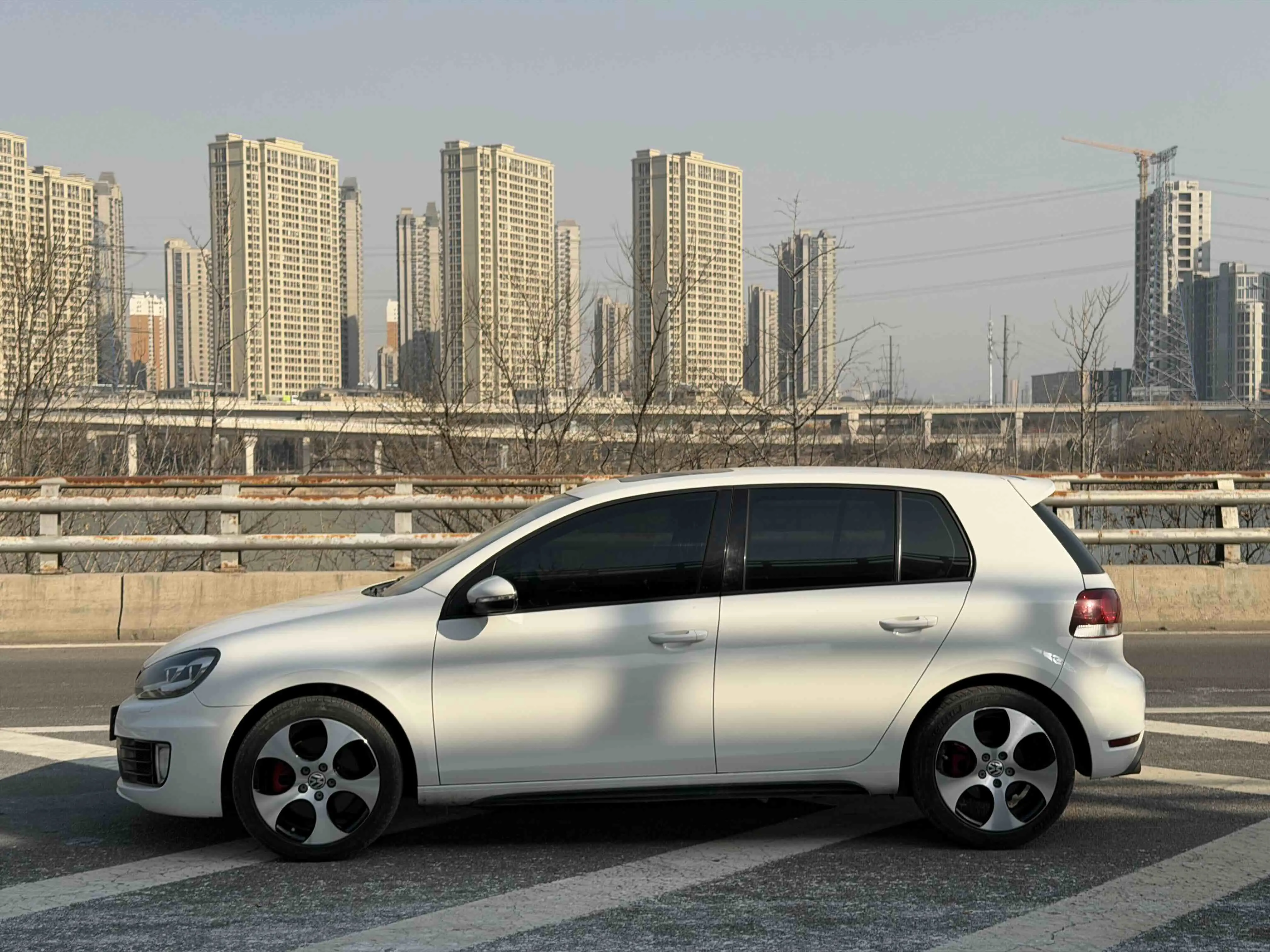 Volkswagen Golf GTI
