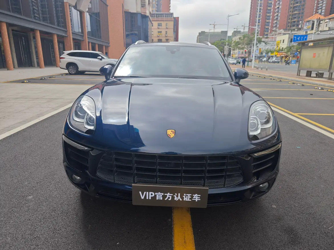 Porsche Macan