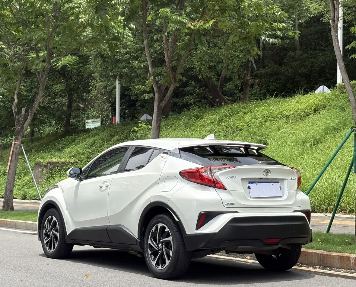 Toyota C-HR Hybrid