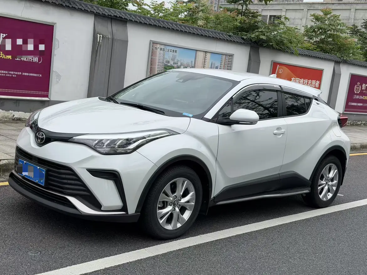 Toyota C-HR Hybrid