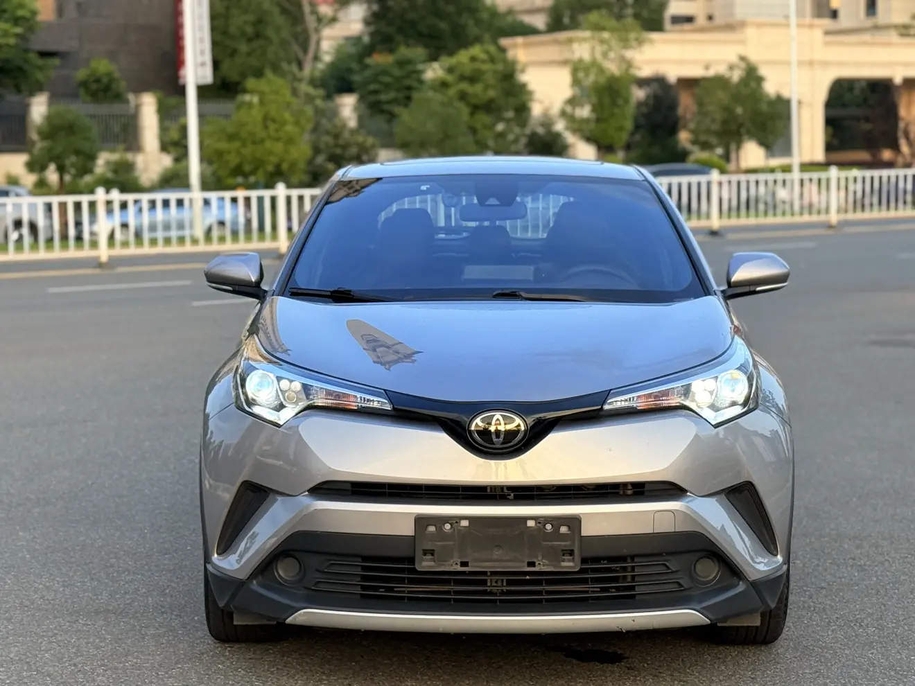 Toyota C-HR Hybrid