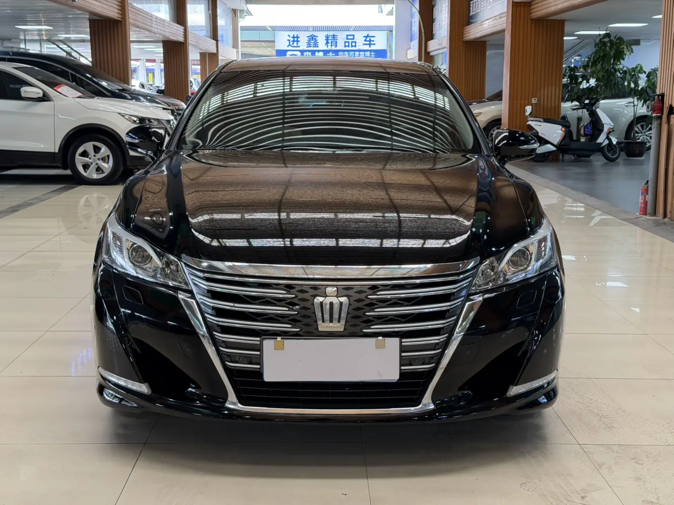 Toyota crown