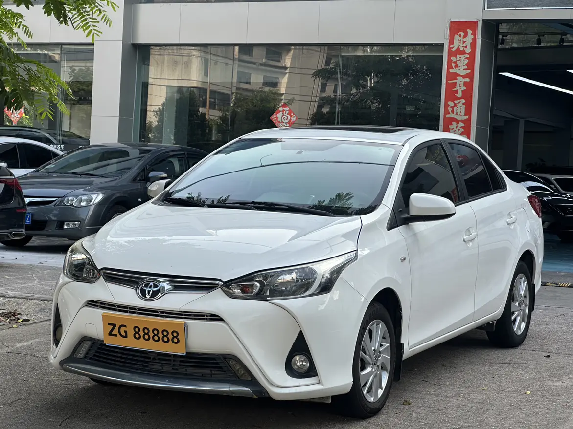 Toyota YARiS L Enjoy