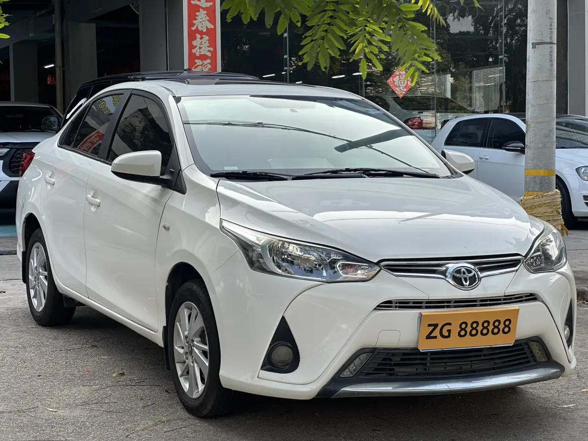 Toyota YARiS L Enjoy