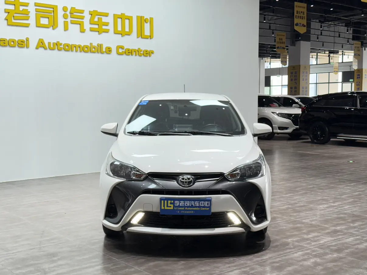 Toyota Yaris L