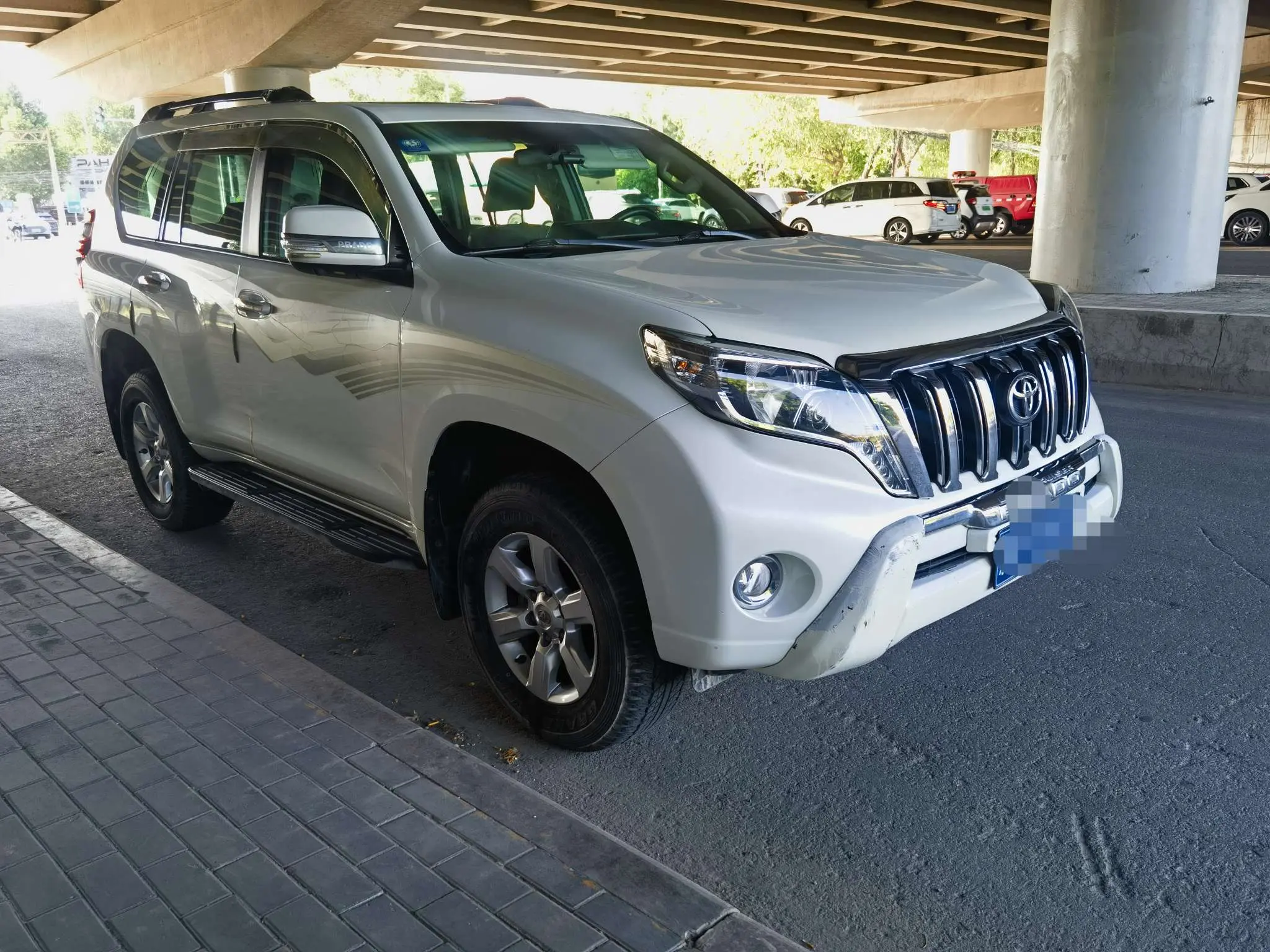 Toyota Prado