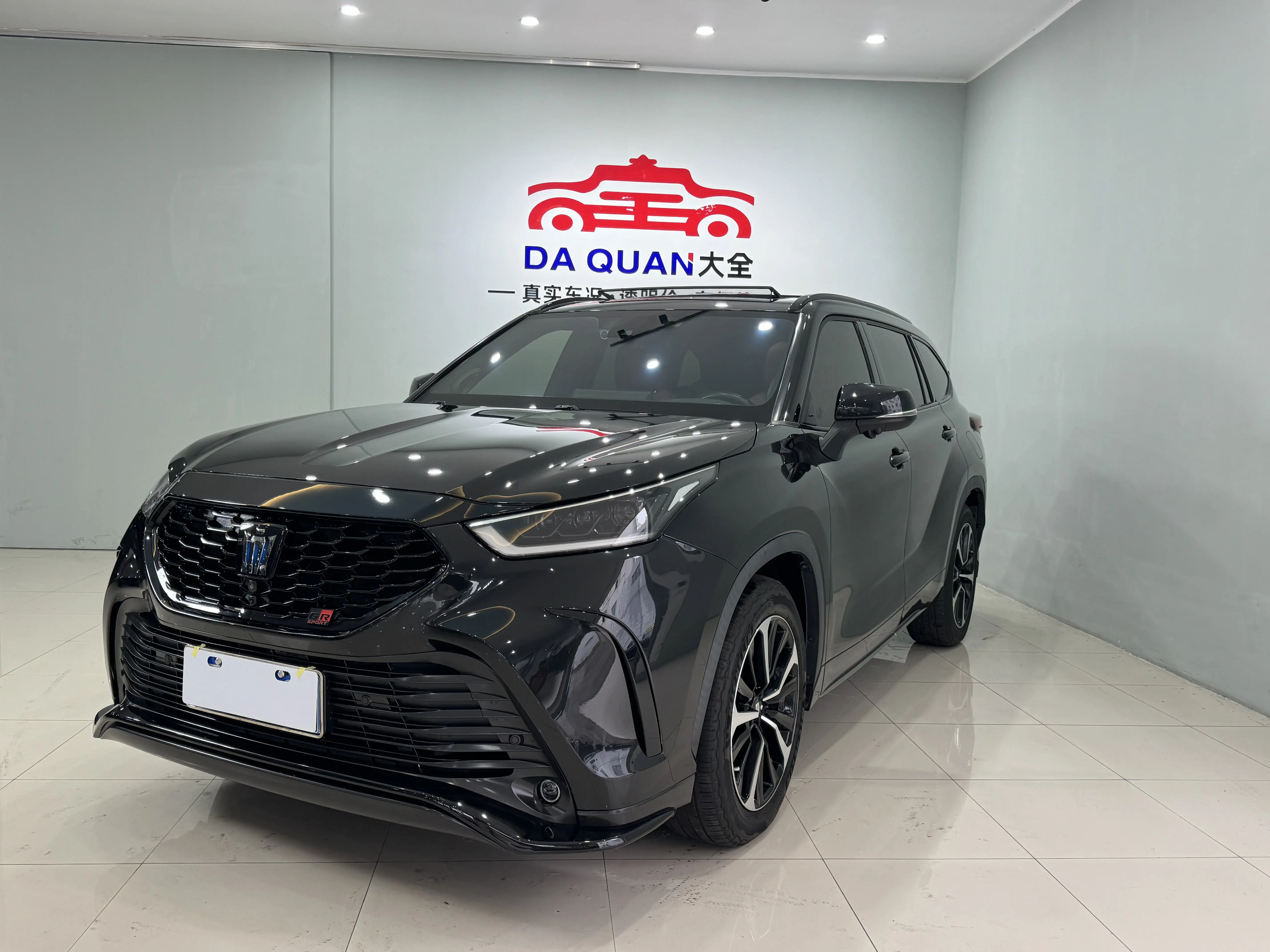 Toyota Crown Kluger