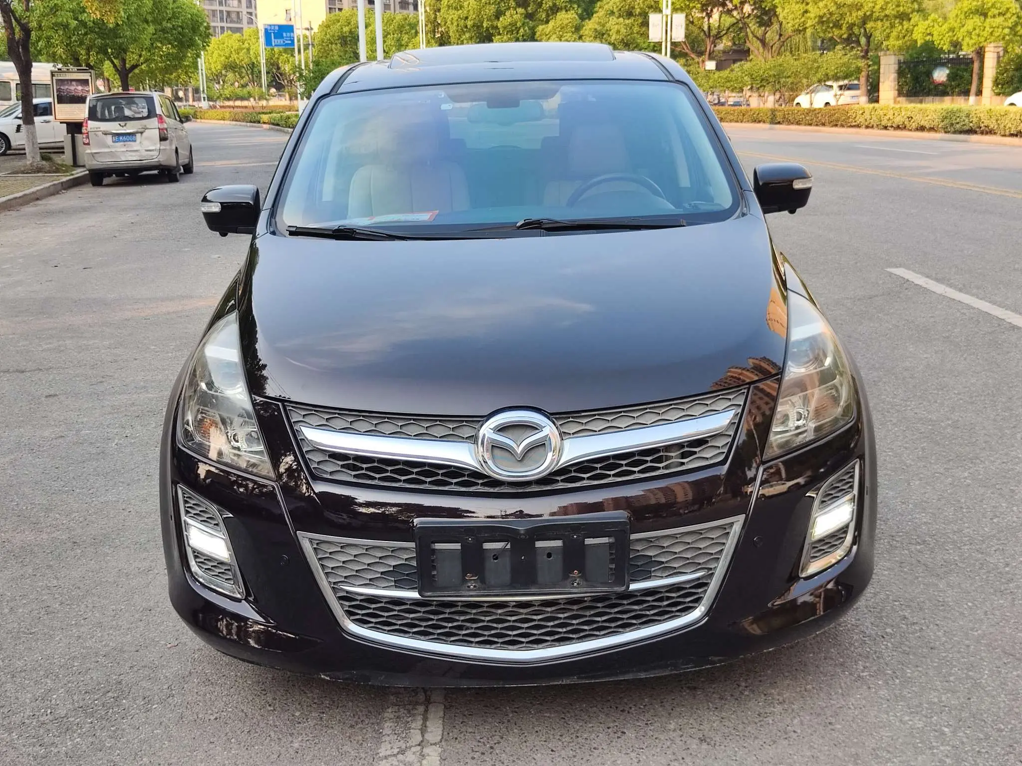 Mazda 8