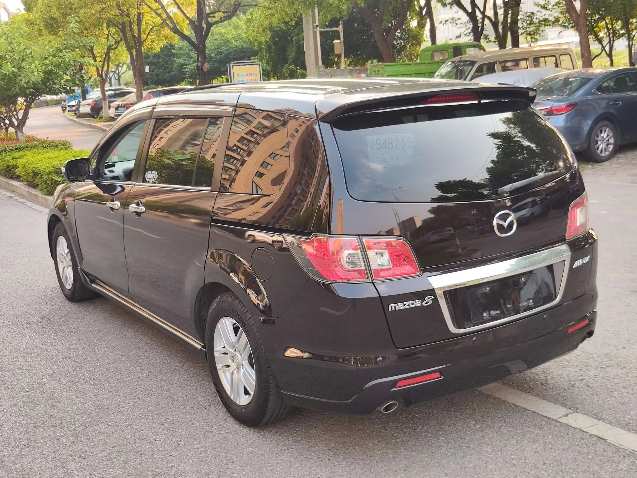 Mazda 8