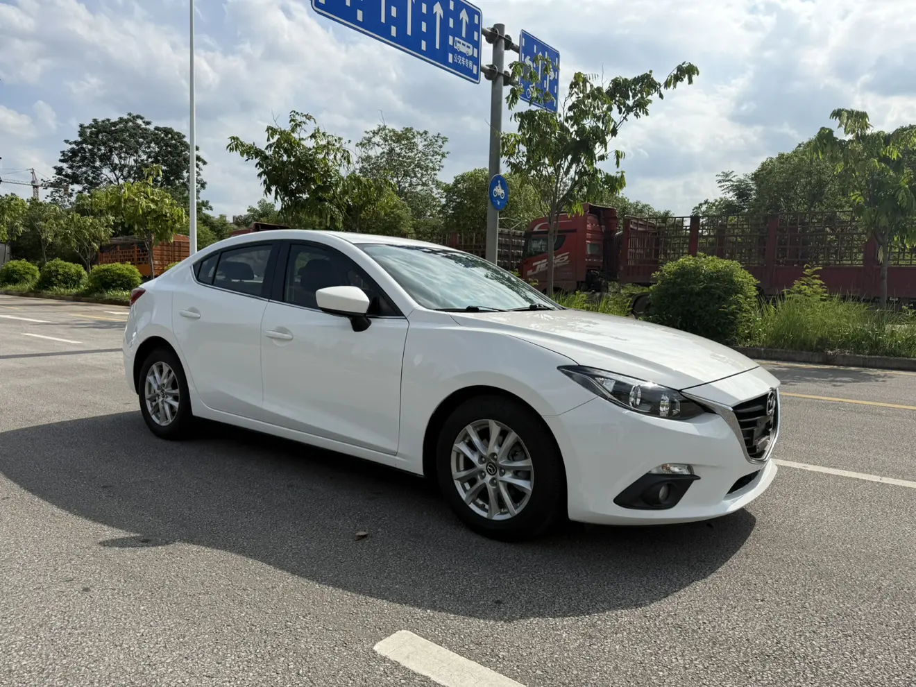 Mazda Axela