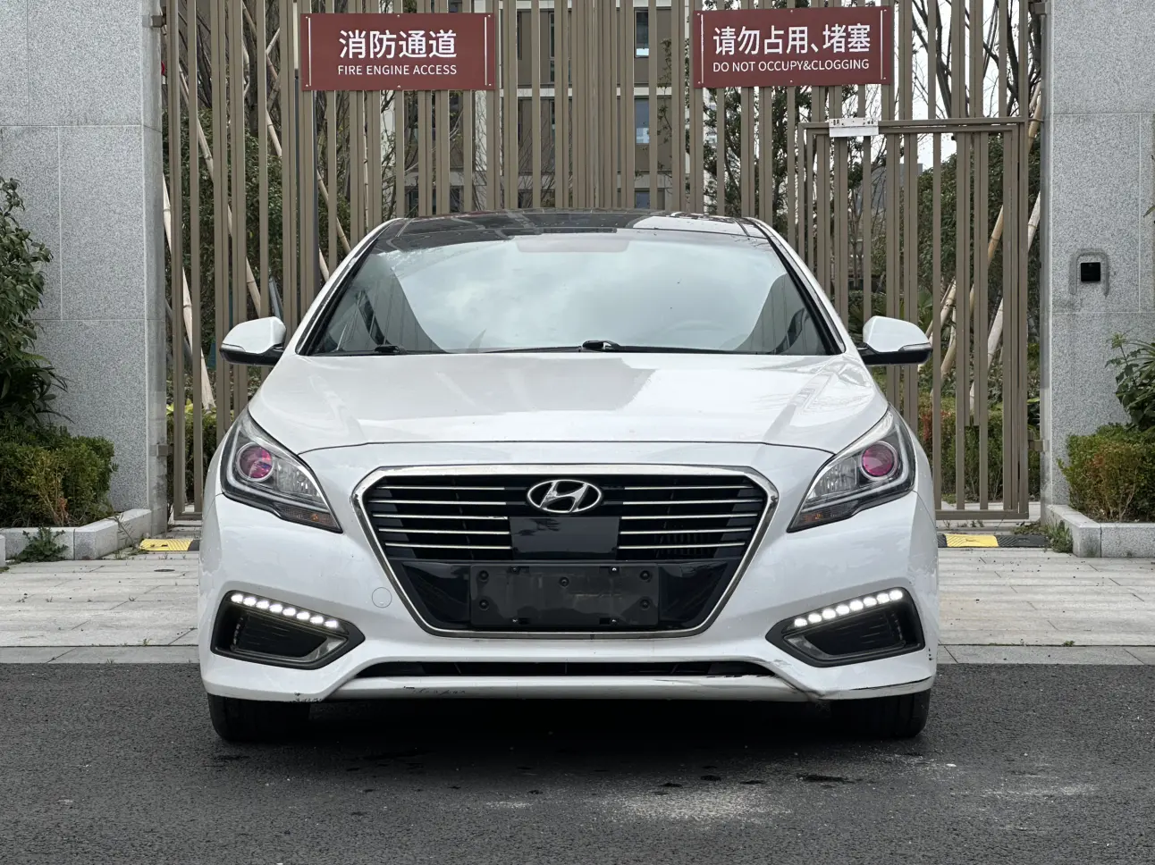 Hyundai Sonata nine