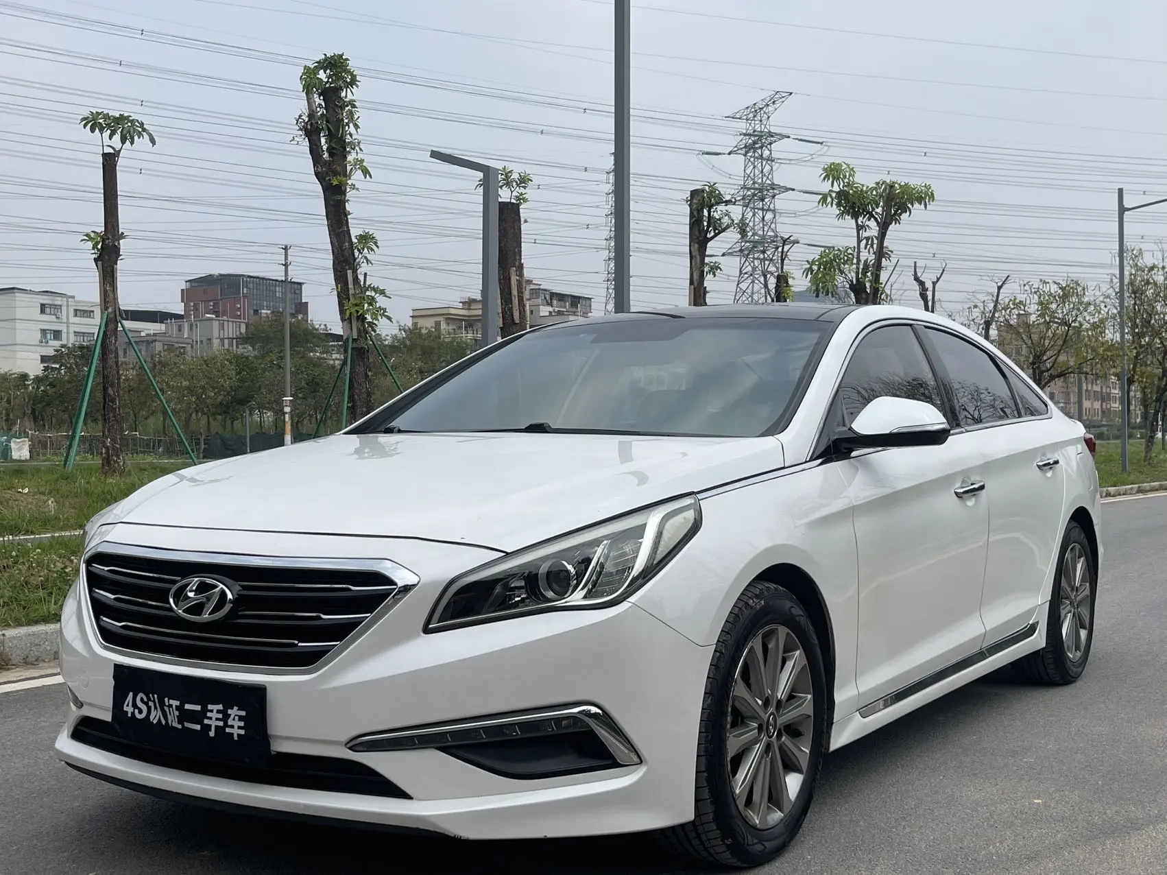 Hyundai Sonata nine