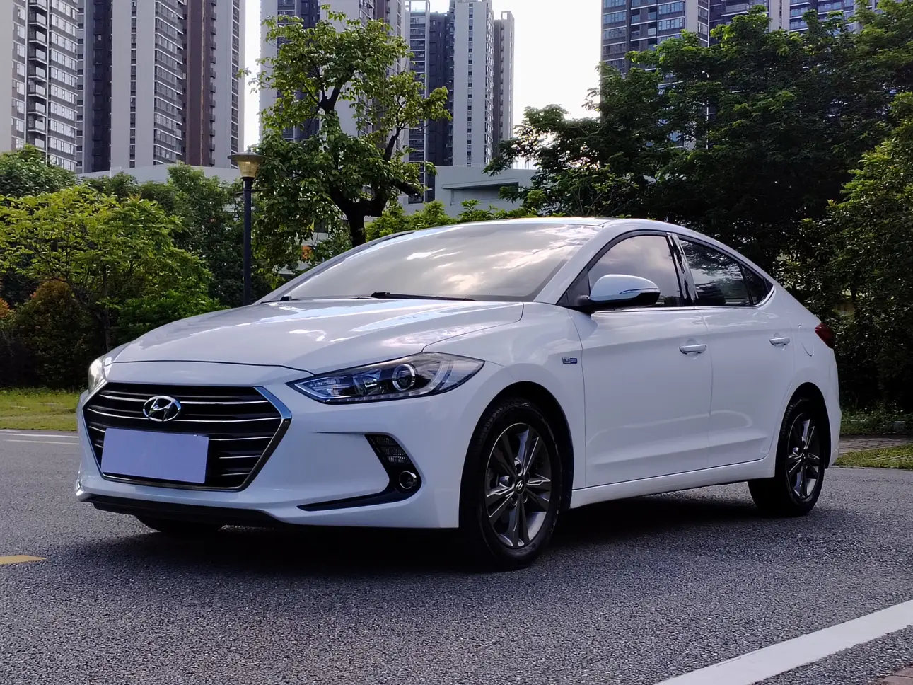 Hyundai Lead