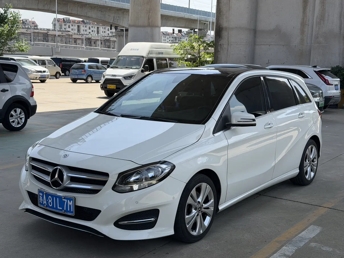 Mercedes-Benz B Class
