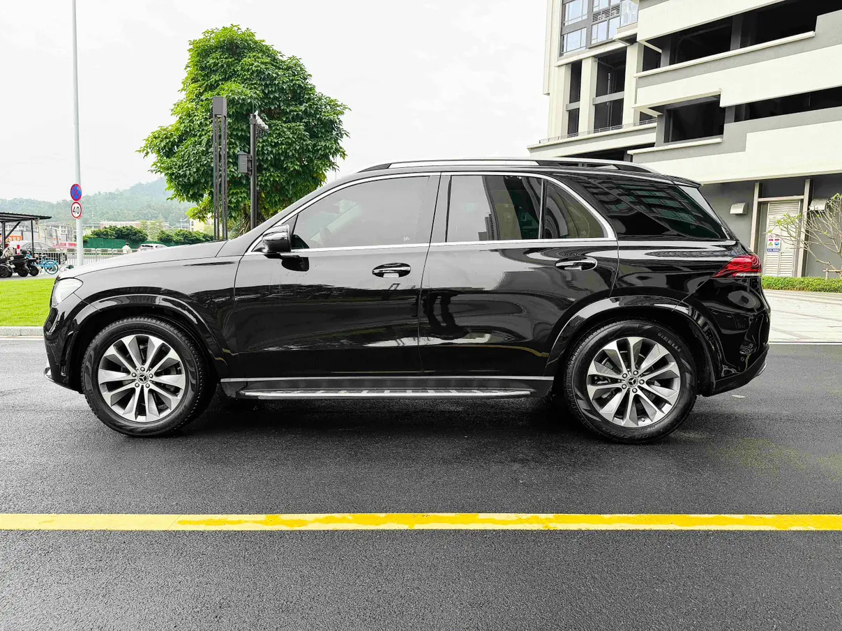 Mercedes-Benz GLE (Imported)