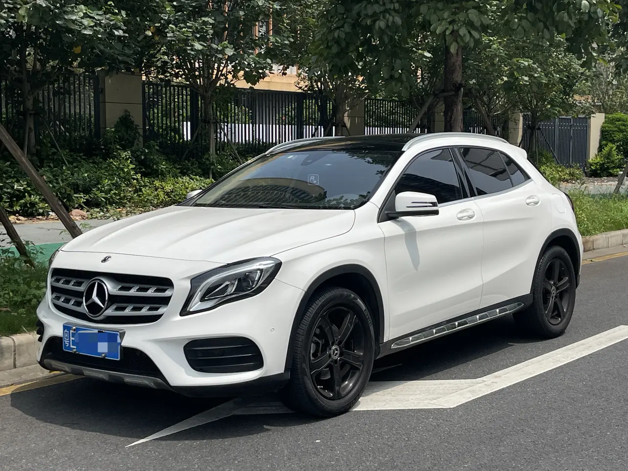 Mercedes-Benz GLA