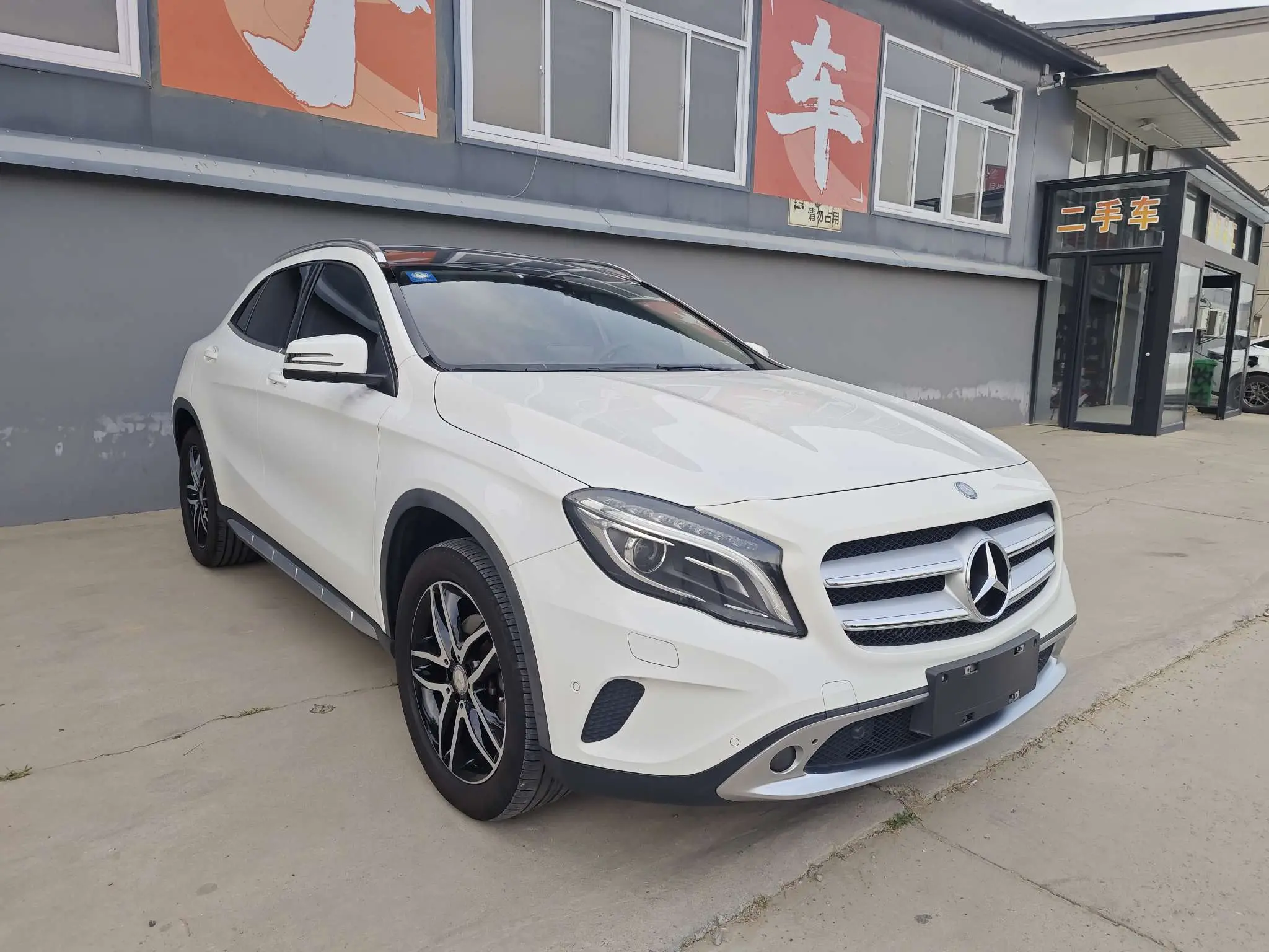 Mercedes-Benz GLA