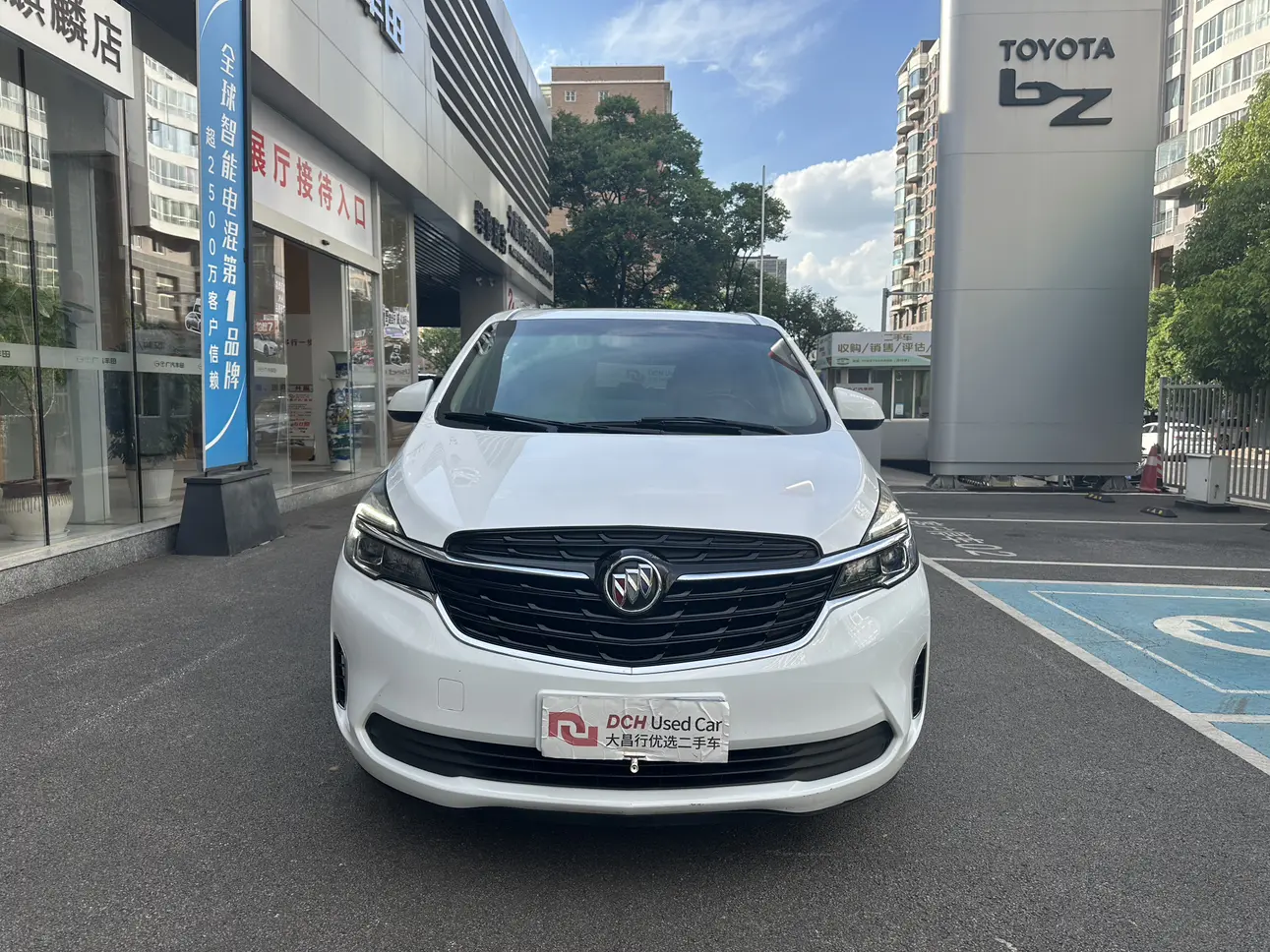 Buick GL8
