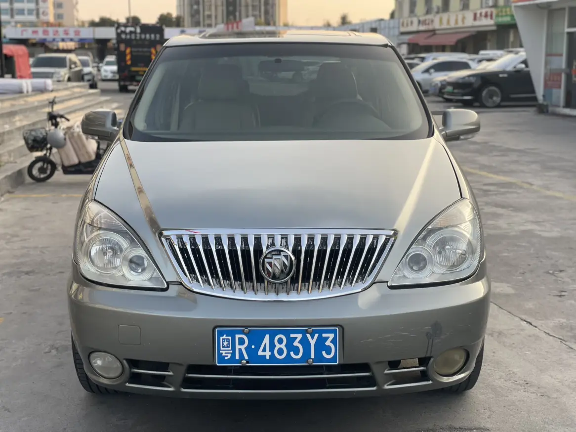 Buick GL8