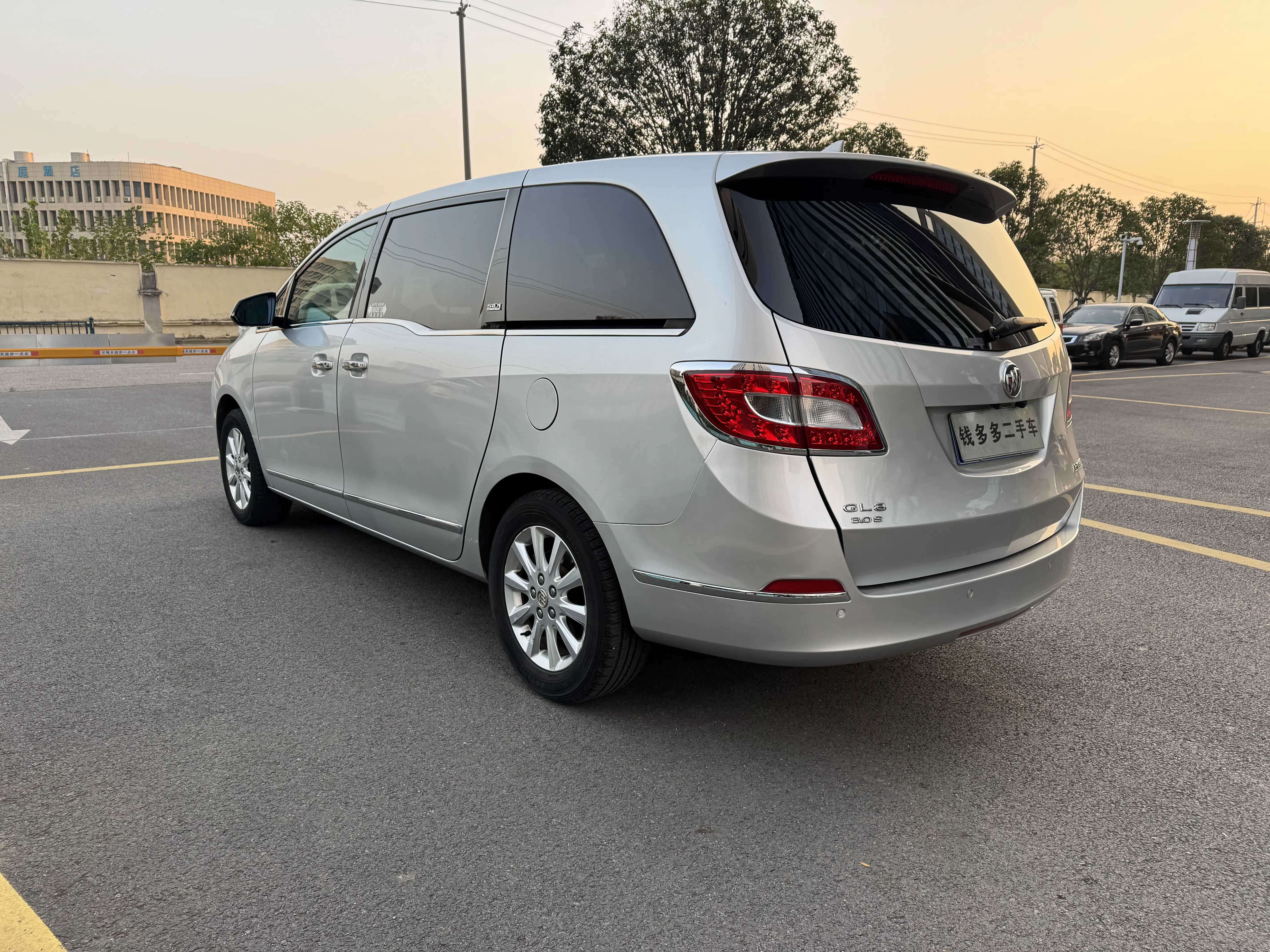 Buick GL8