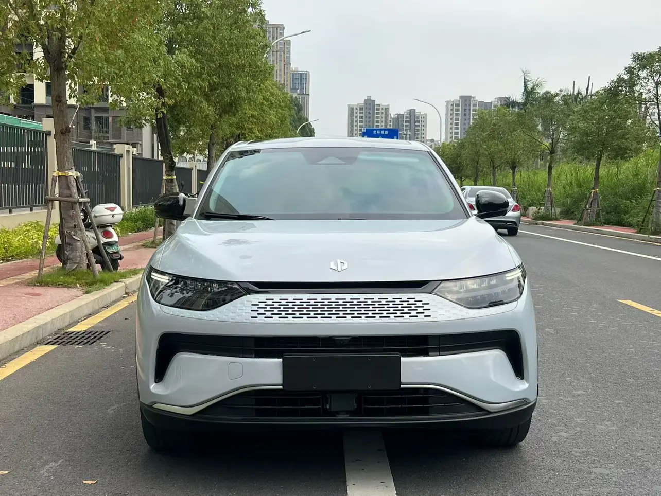 Leapmotor Zero running C11