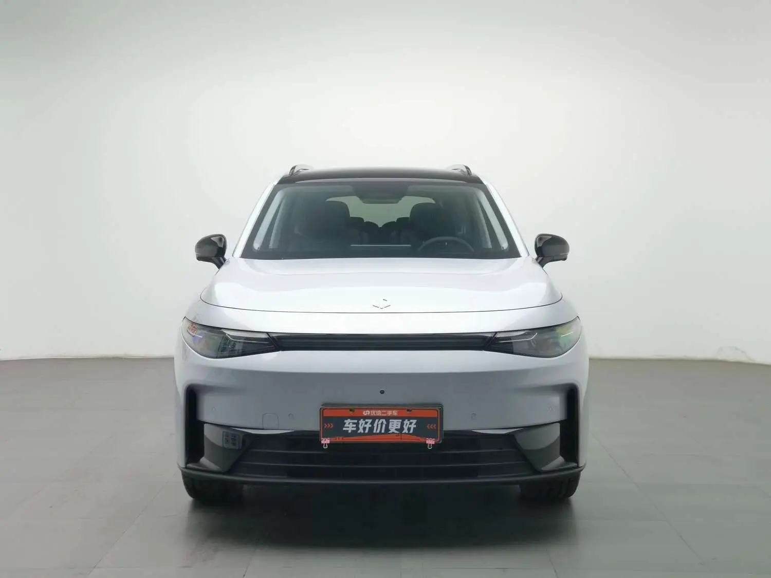 Leapmotor C16