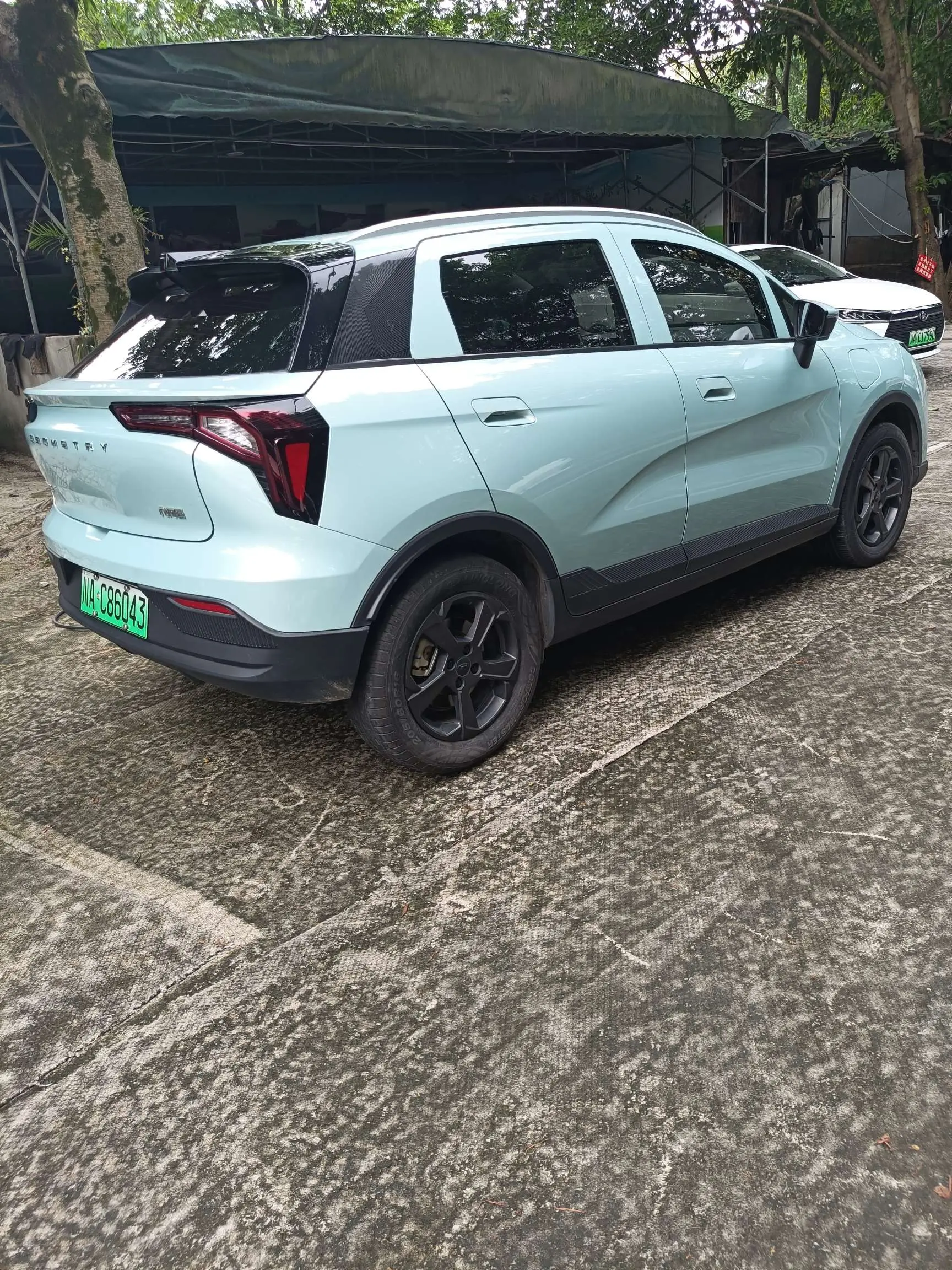 Geely Geometry E Firefly