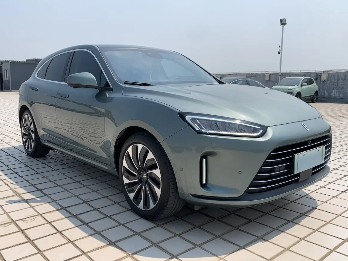 AITO M5