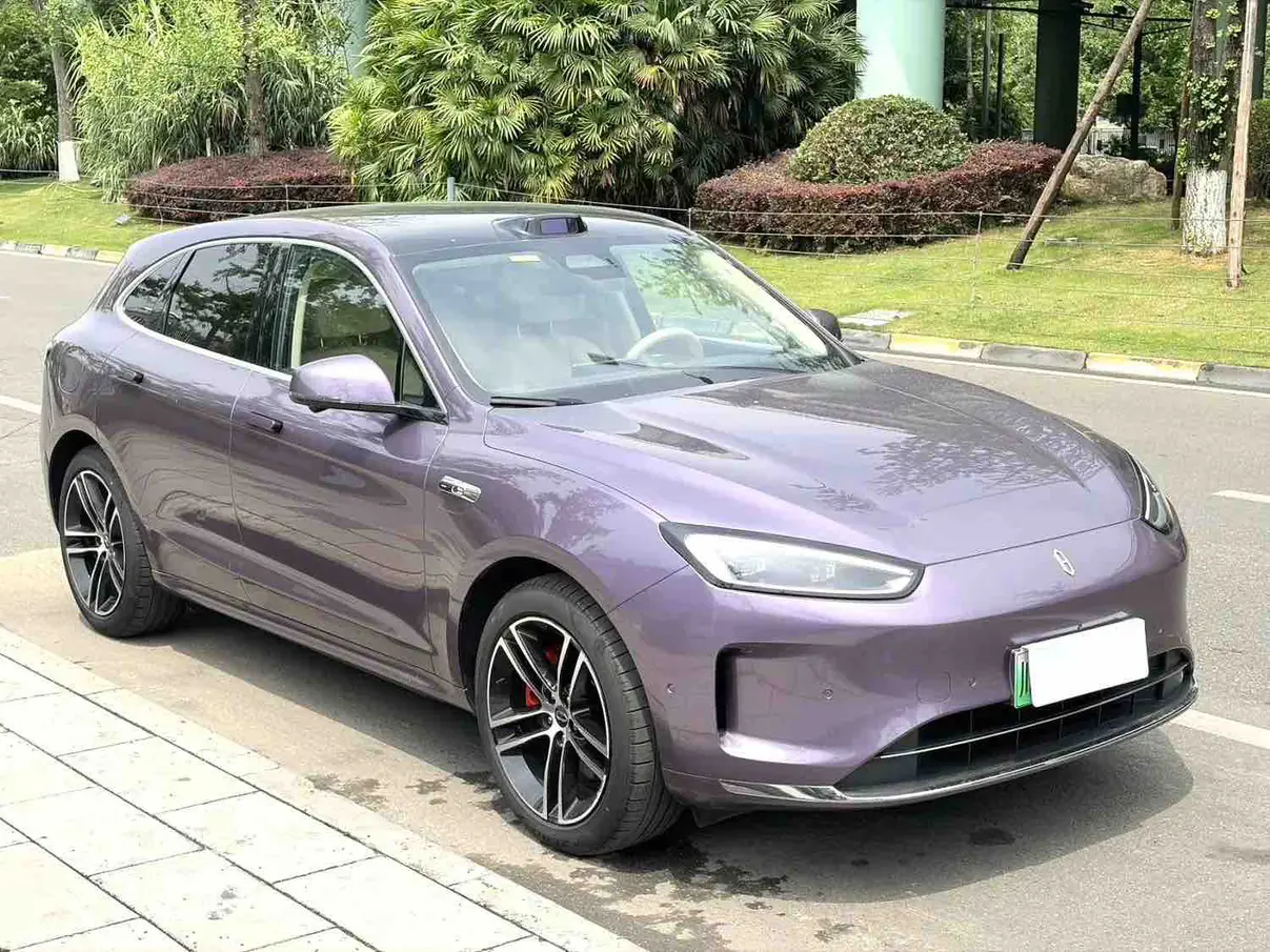 AITO M5