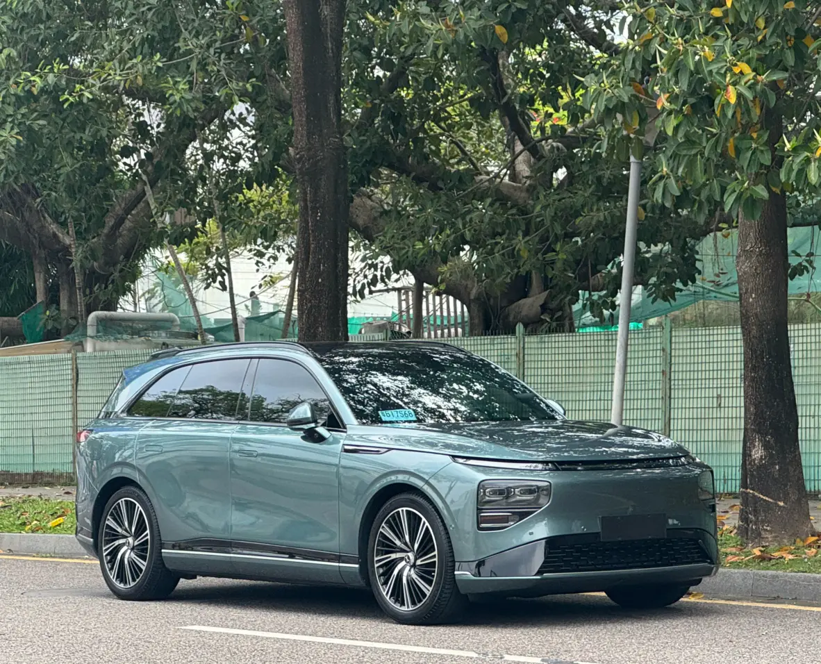 Xpeng G9
