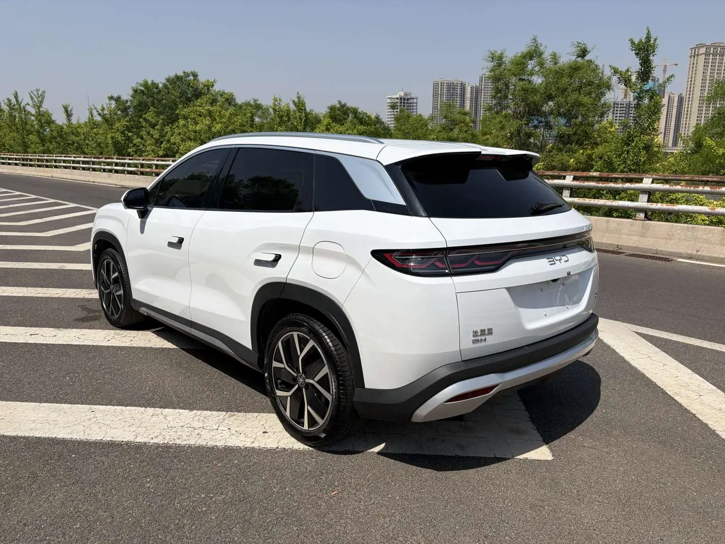 BYD Song L DM