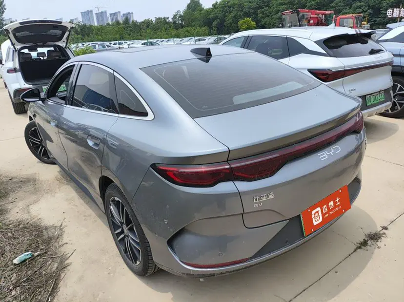 BYD Qin L EV