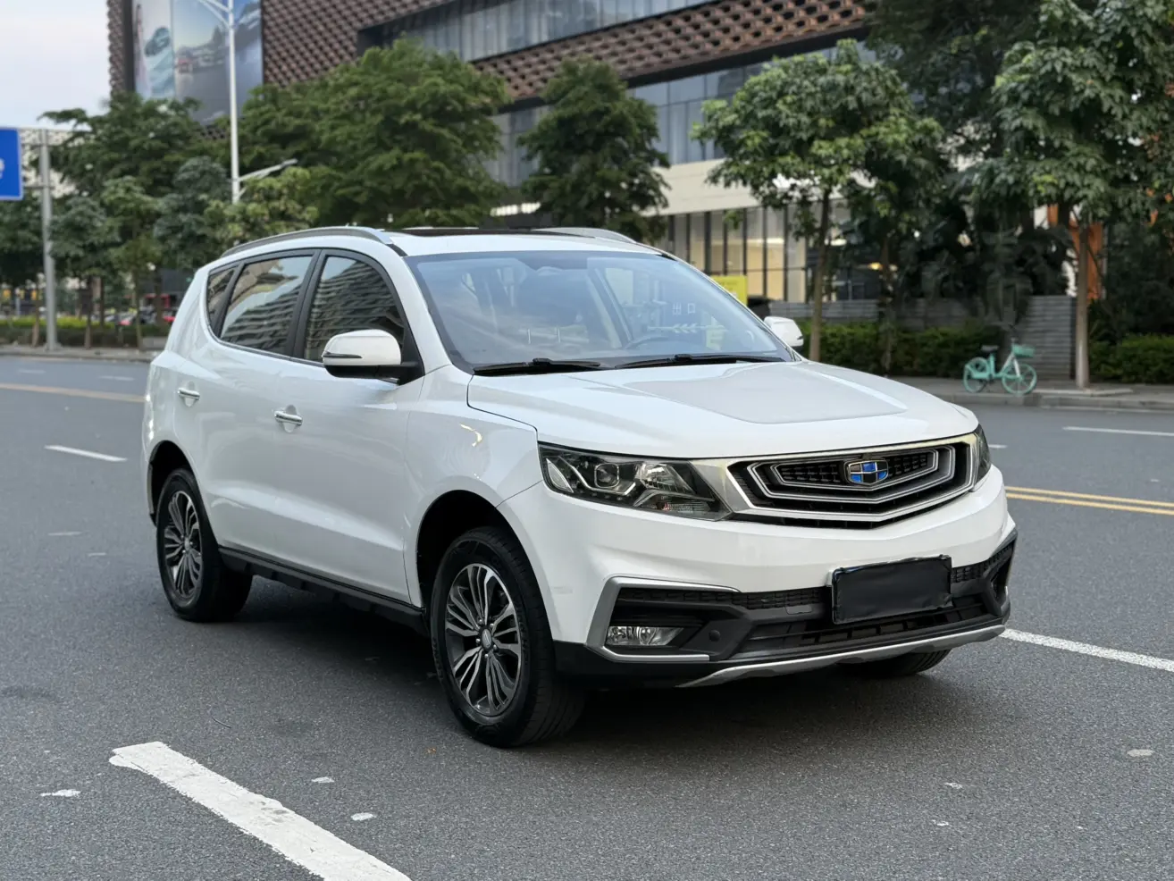 Geely Vision X6