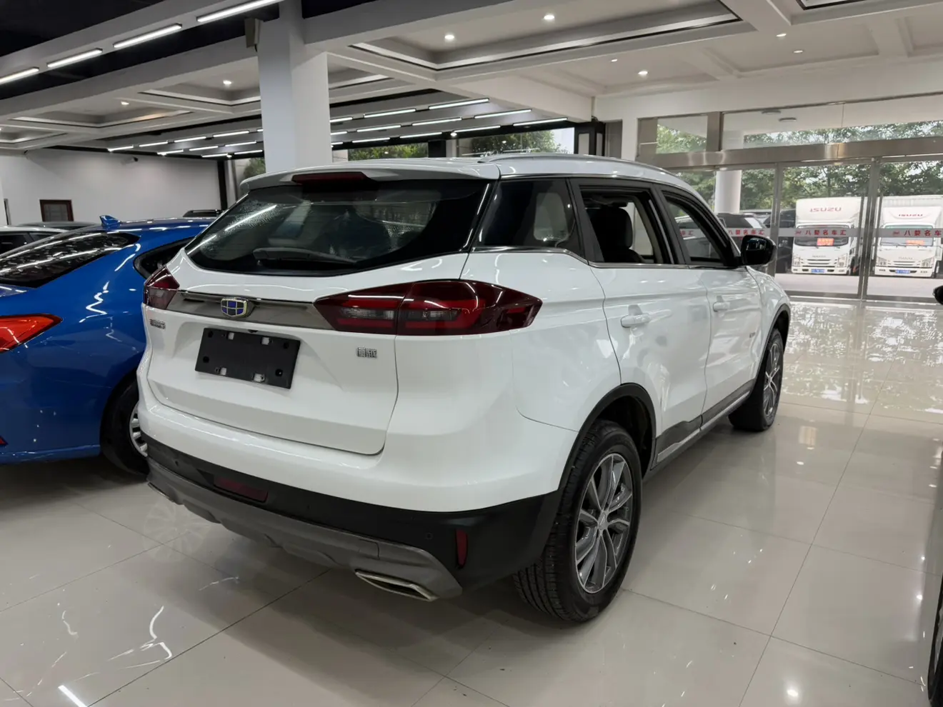Geely Atlas