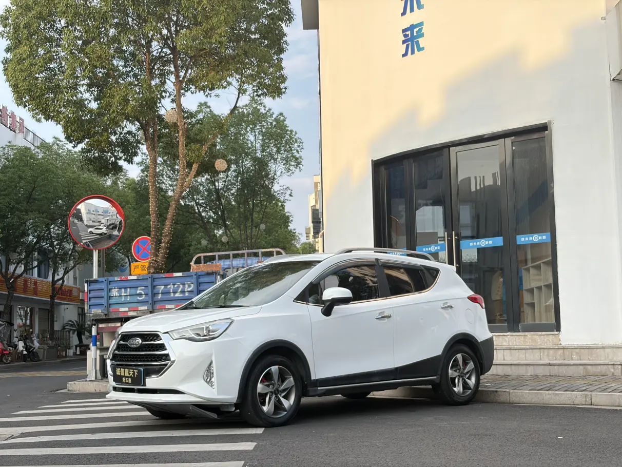 JAC Ruifeng S3
