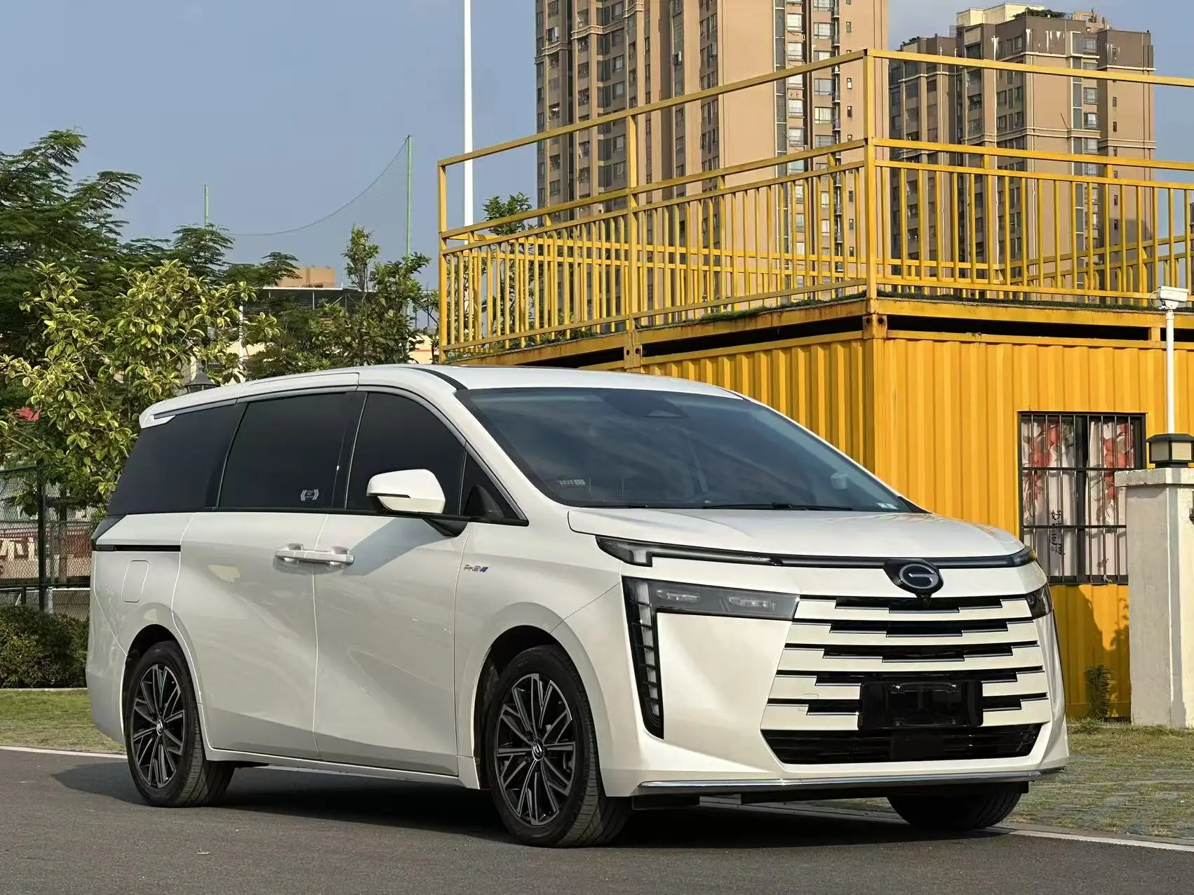 GAC Trumpchi E8 PHEV
