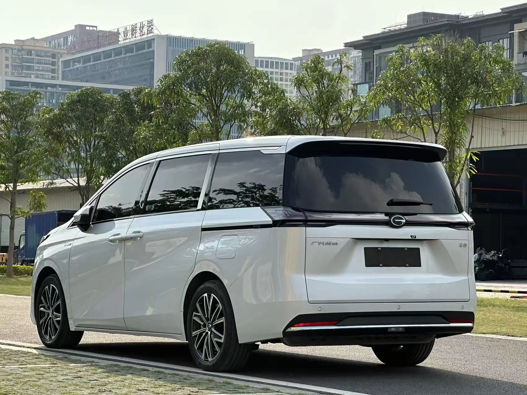 GAC Trumpchi E8 PHEV