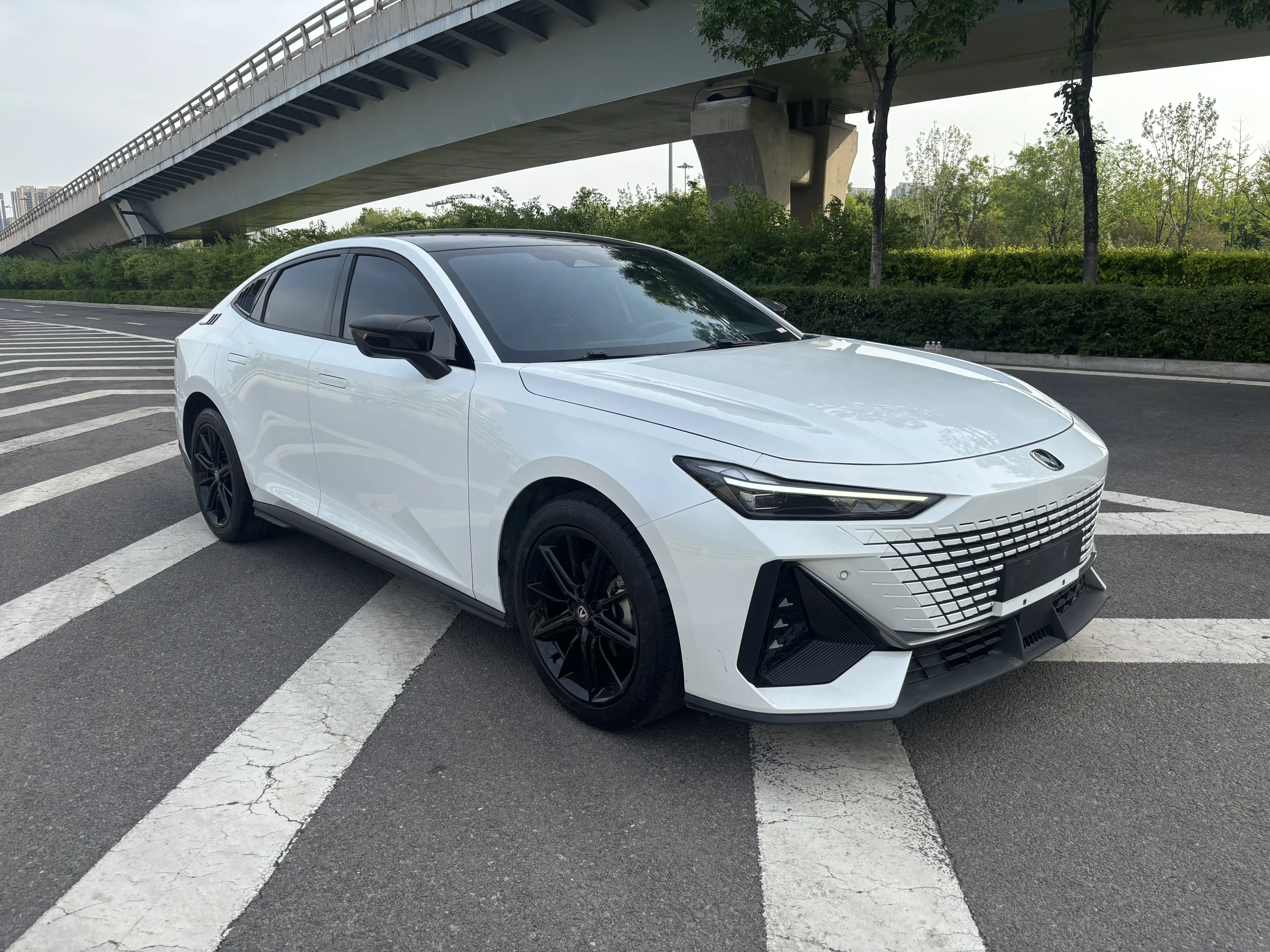 Changan UNI-V