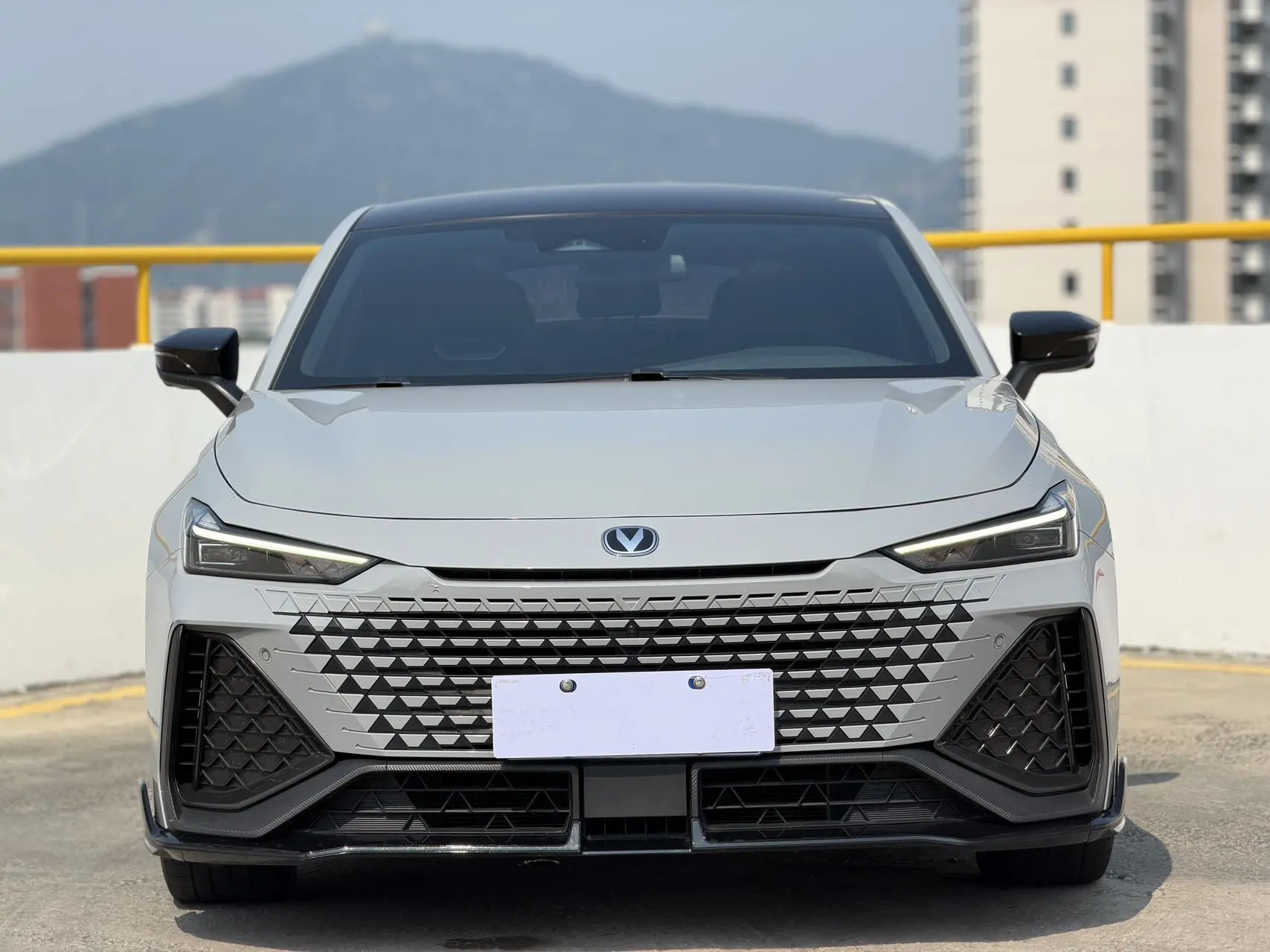 Changan UNI-V