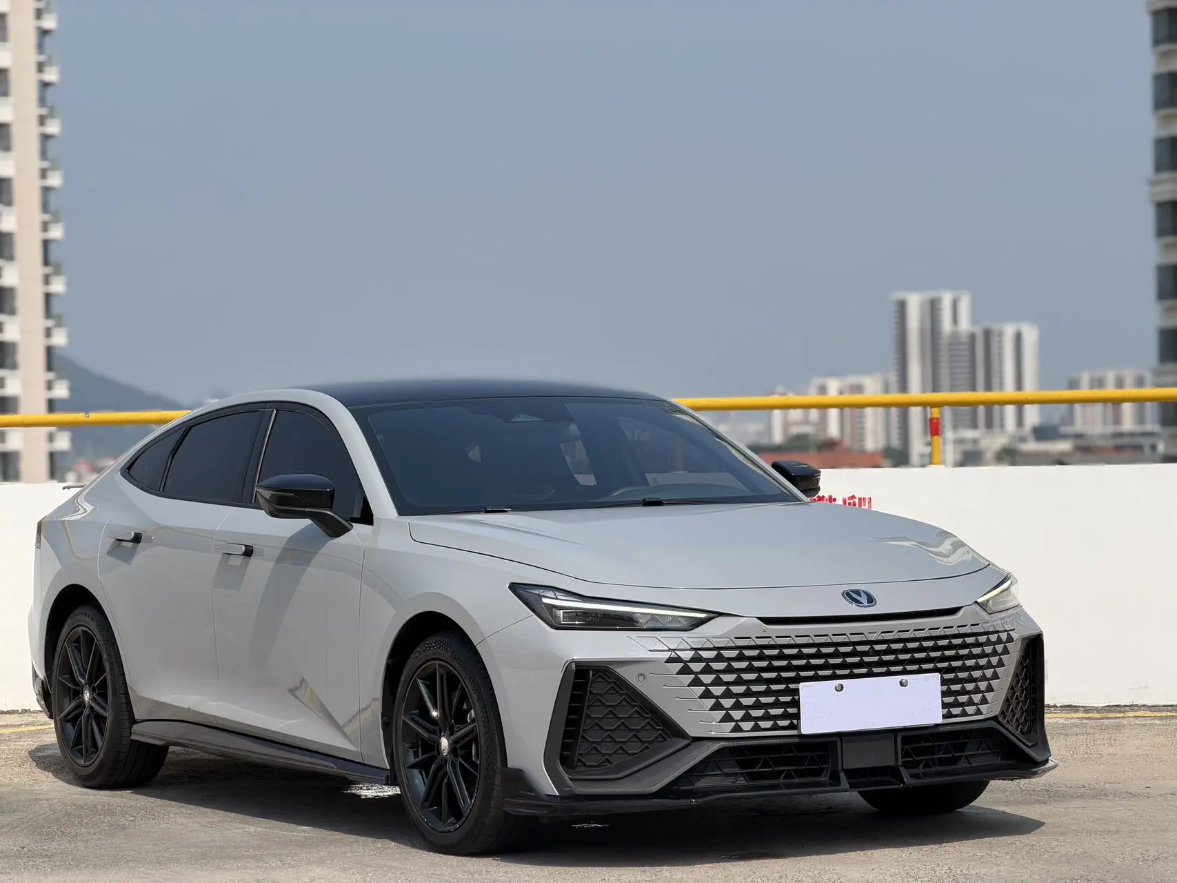 Changan UNI-V