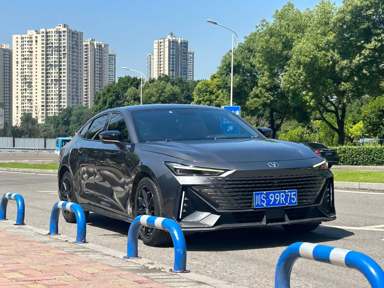 Changan UNI-V