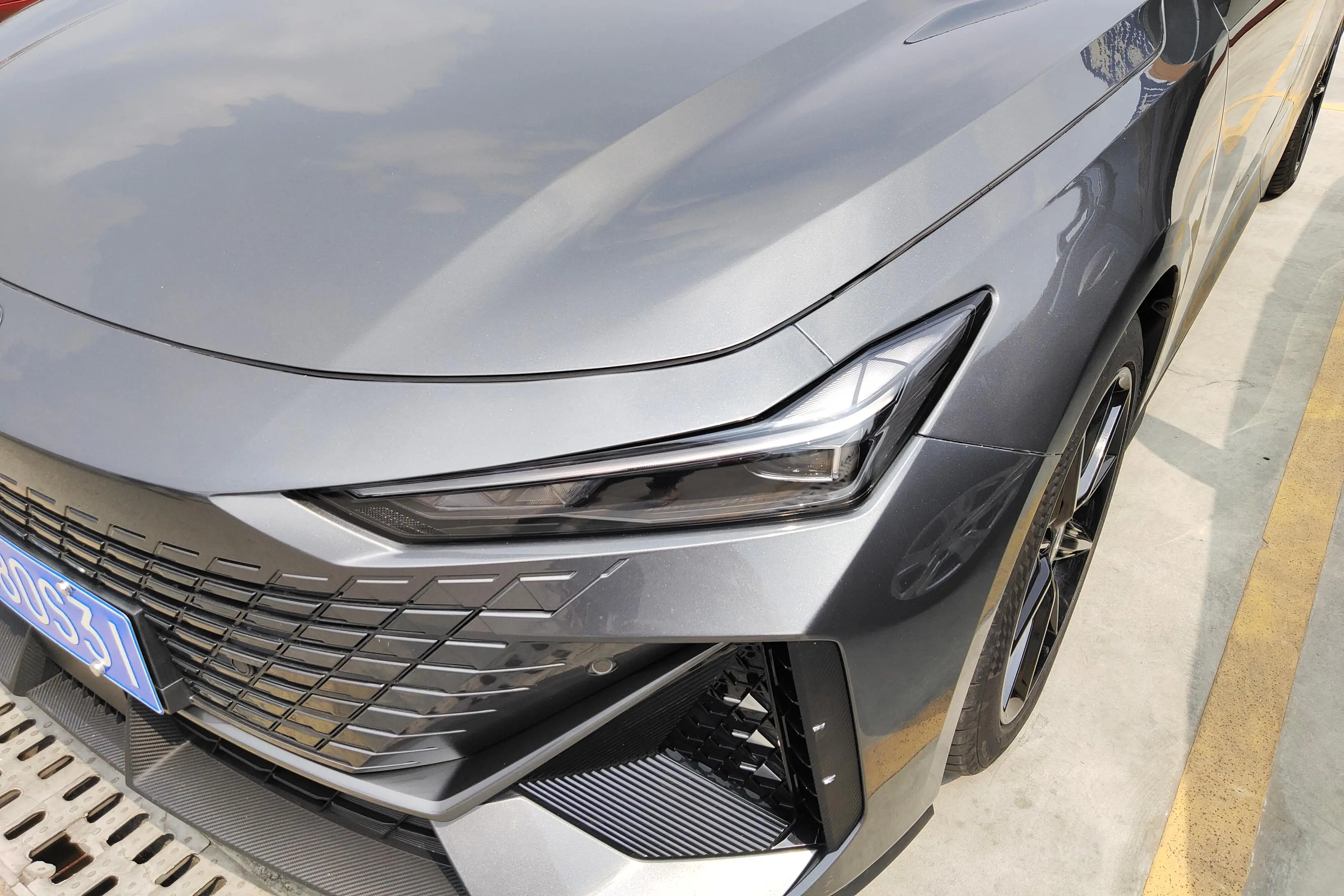 Changan UNI-V
