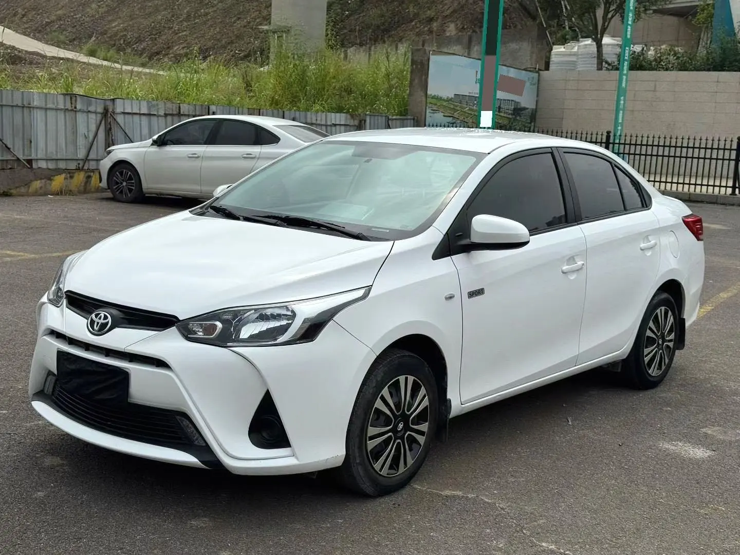 Toyota YARiS L Enjoy