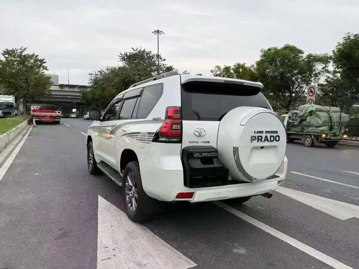 Toyota prado