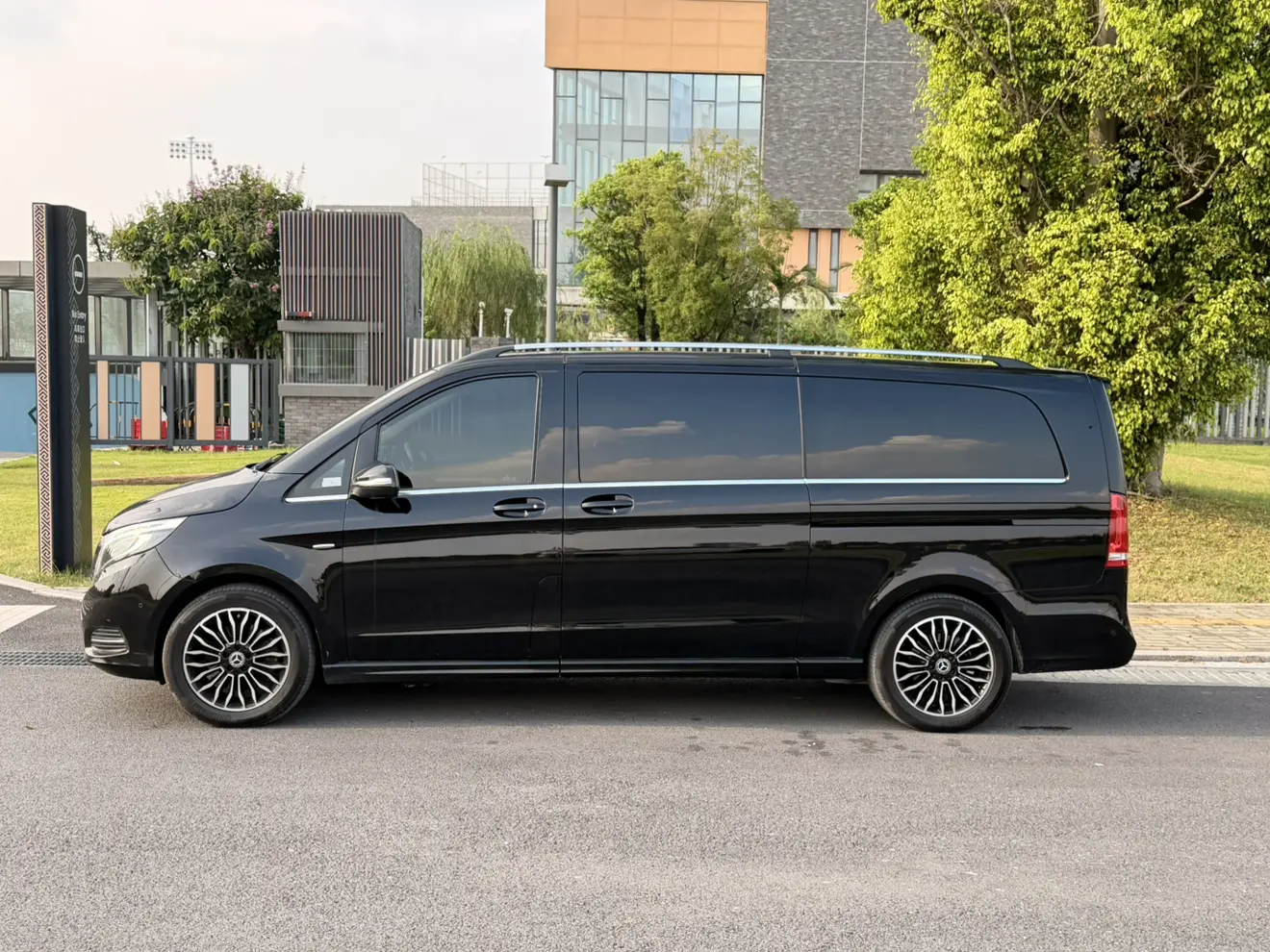 Mercedes-Benz V Class