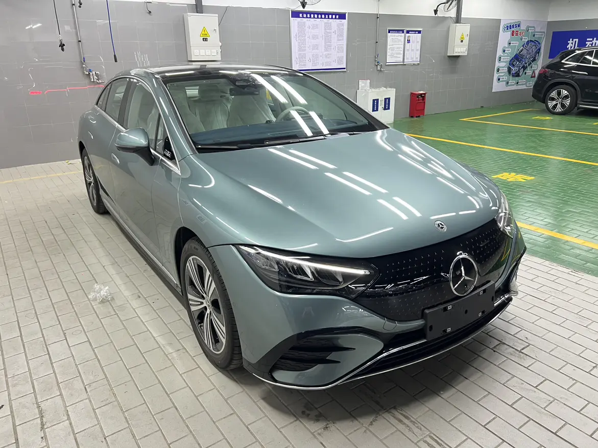 Mercedes-Benz EQE