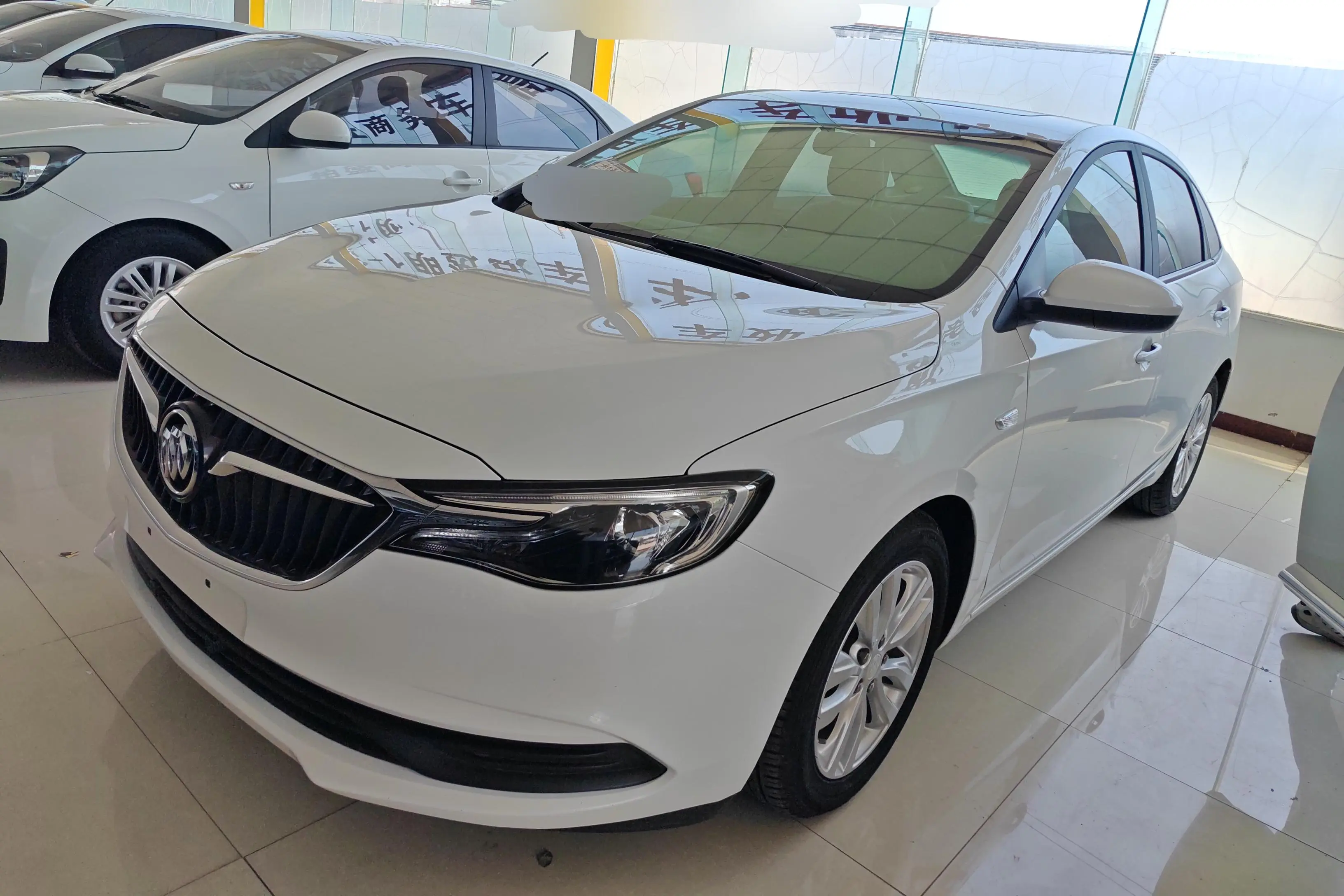 Buick Yinglang